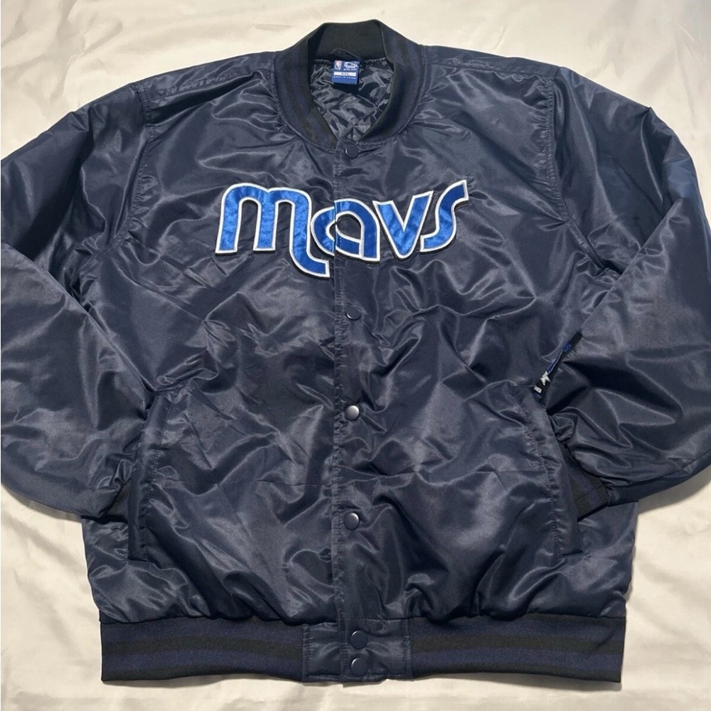 🔥Mavs NBA Bomber Jacket | Size S | Vintage Style, Clean Stitch, Game Day Ready🔥